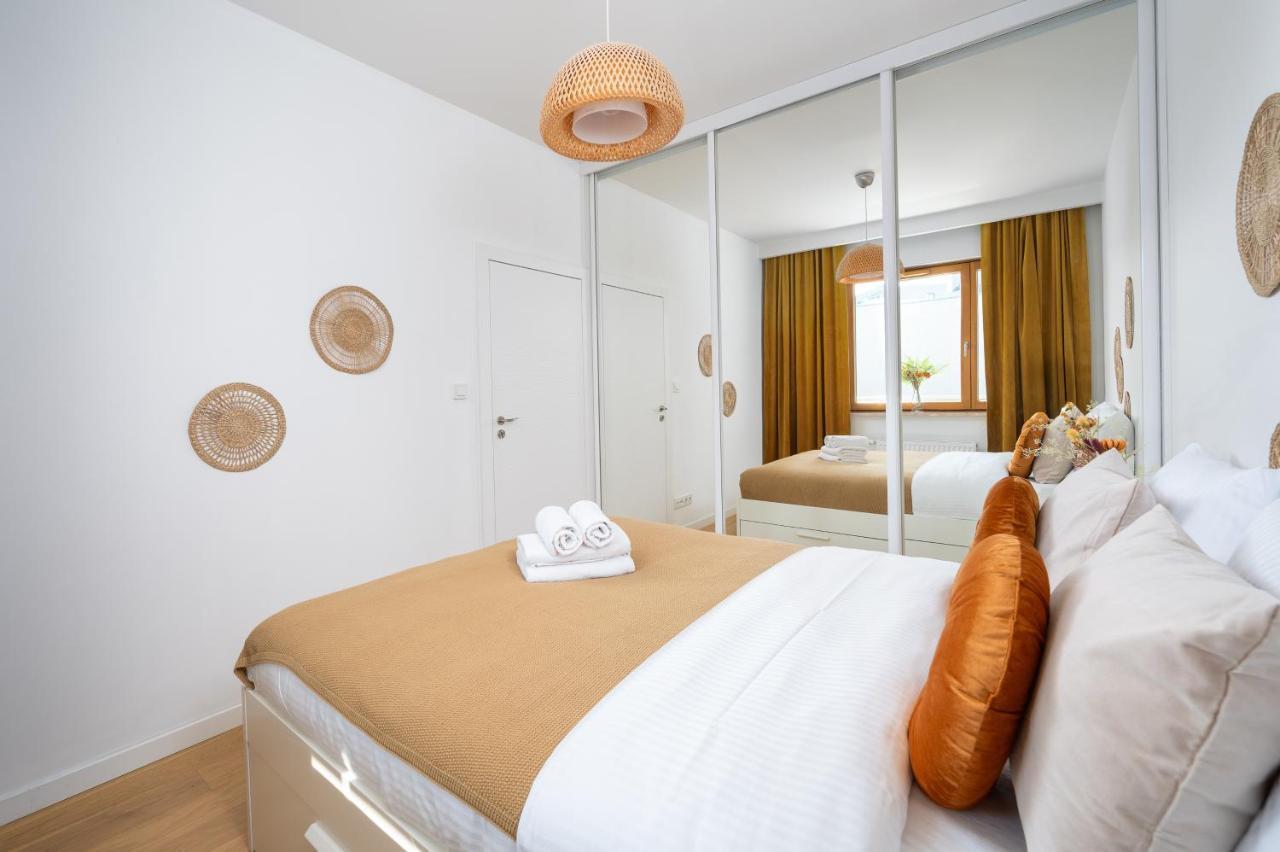 Bialego Debu Cosy * Warszawa